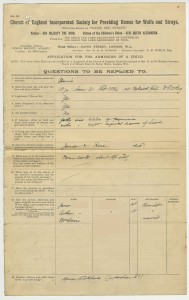 The front page of Annie's application form, giving information about her family, 1907, from case file 12767