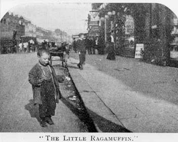 Alone in the city, it's hard to imagine how scared this little boy would have been.